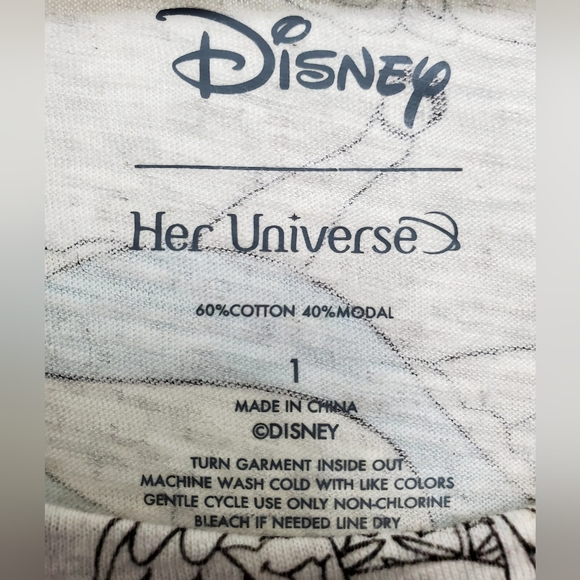 TORRID DISNEY Alice In Wonderland Handkerchief Hem Top! - Picture 11 of 11